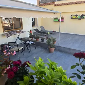 Saranda Beach Apartment Appartamento